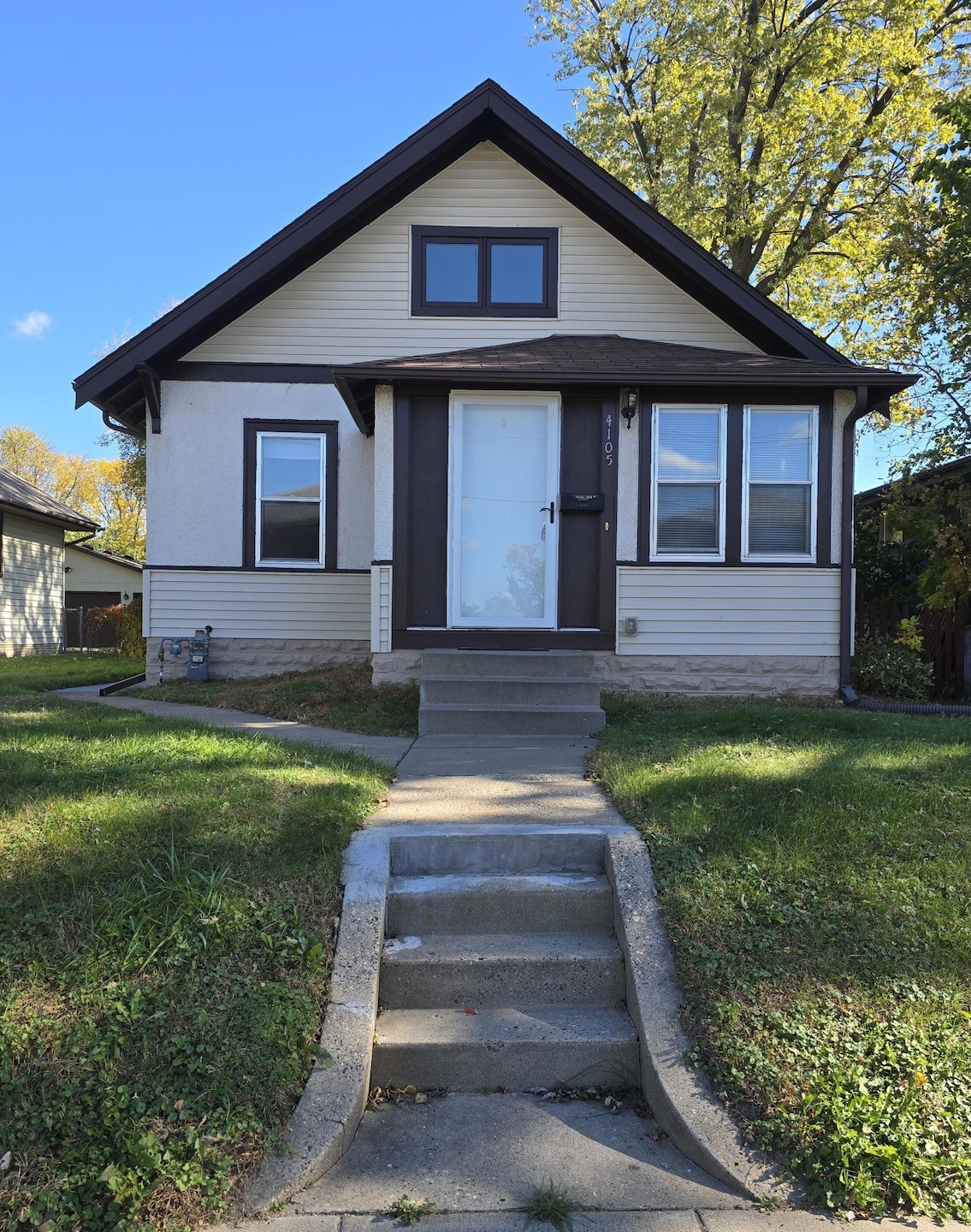 4105 4th St NE, Columbia Heights, MN 55421 - photo 1