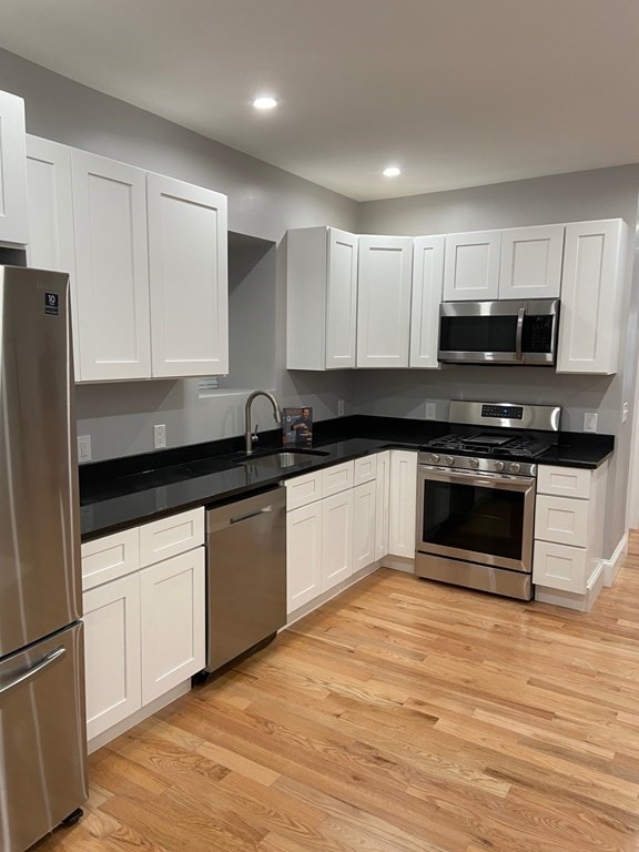 129 G St unit 1, Boston, MA 02127 - photo 1