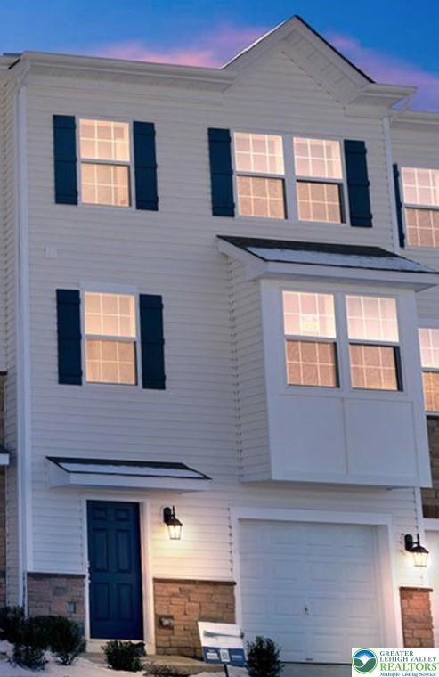 8213 Alexander Ct, Upper MacUngie Township, PA 18031 - photo 1