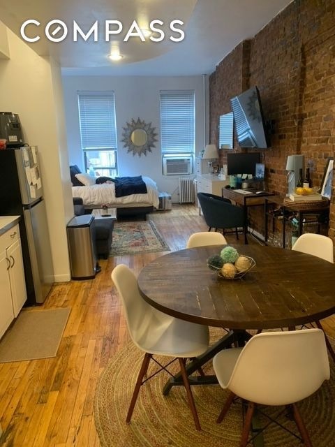 unlisted-address, New York, NY 10012 - photo 1