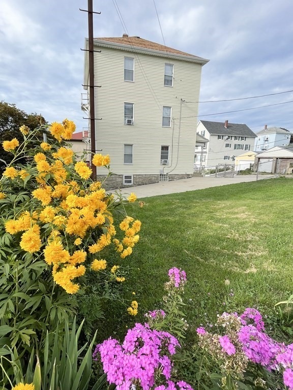 221 Beach St, Fall River, MA 02721 - photo 1