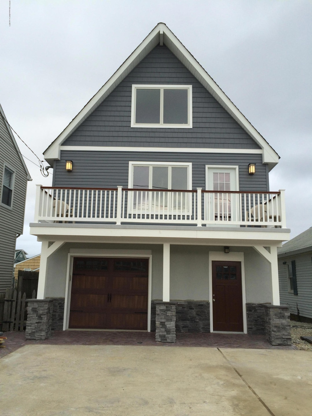 Front View of Home