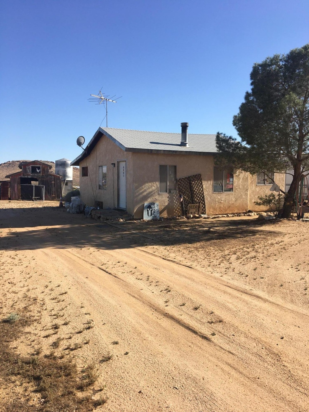 3200 Dawn Rd, Rosamond, CA 93560 - photo 1