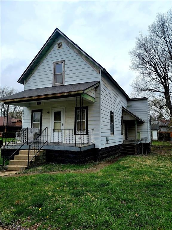 56 W Meredith St, Frankfort, IN 46041 - photo 1