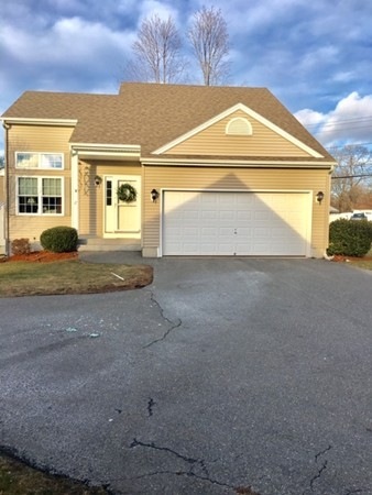 8 Royal Ave, Dracut, MA 01826 - photo 1