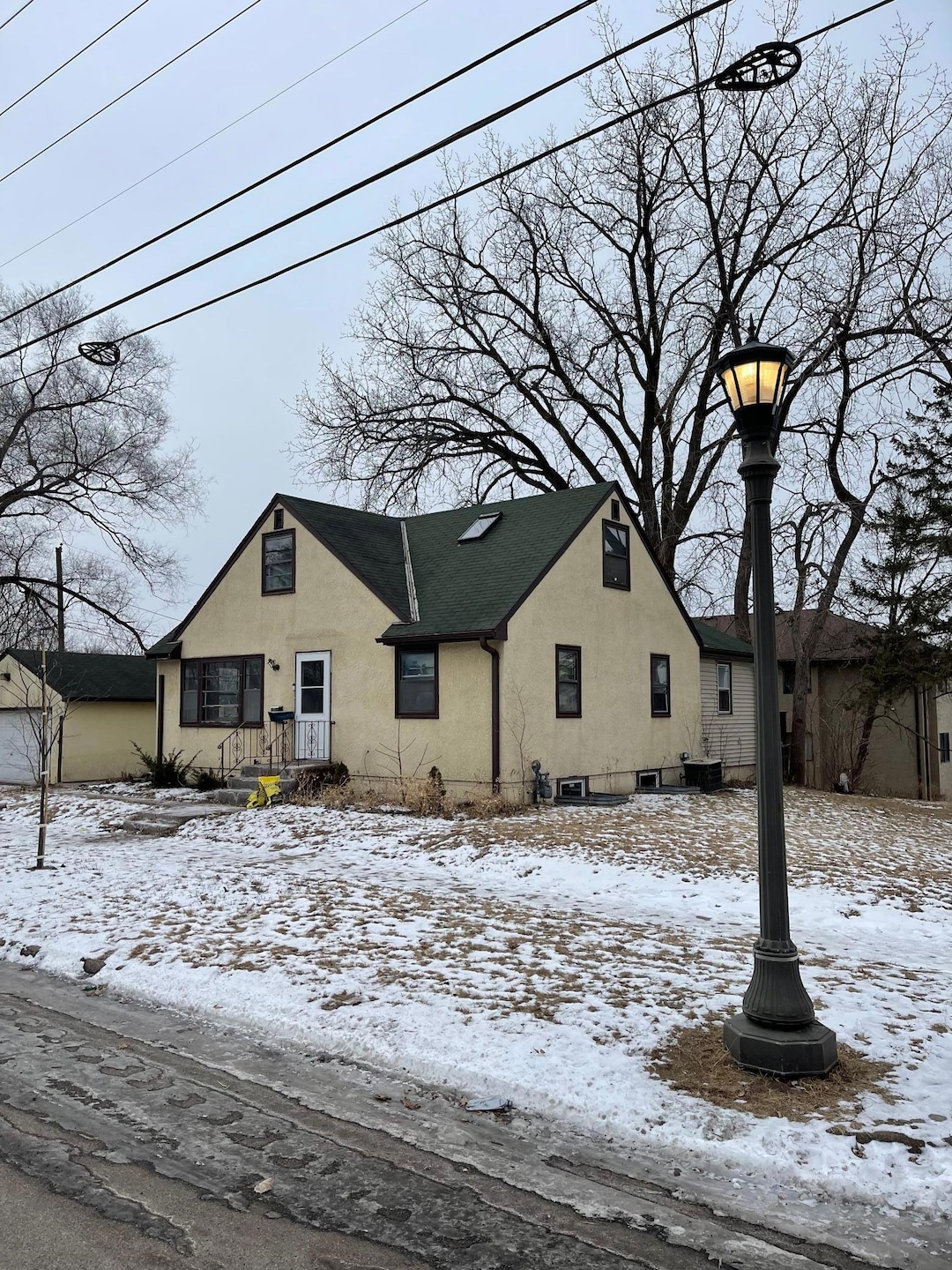 Sold $318,700 • Co-Listing Agent