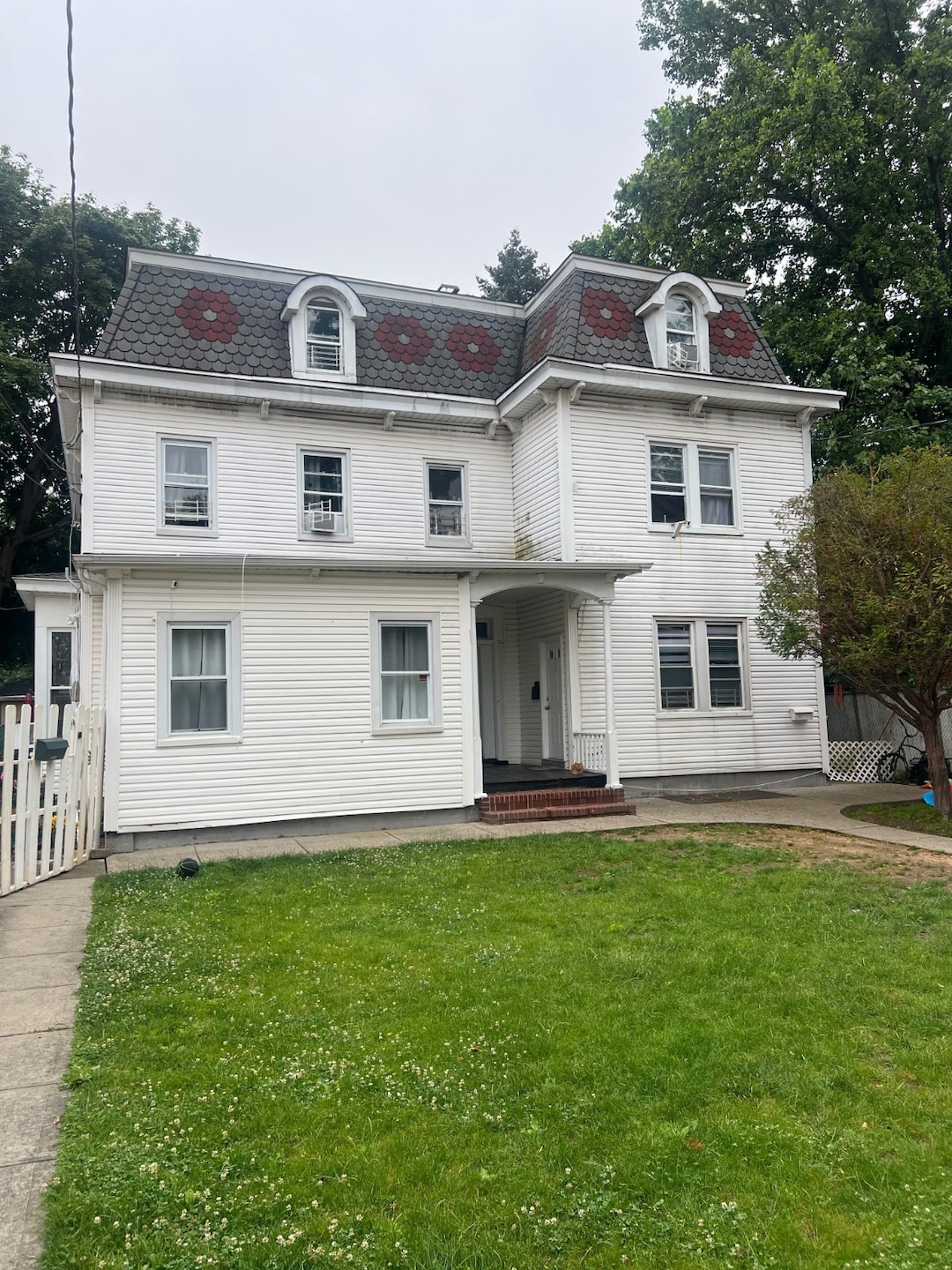 163 Bement Ave, Staten Island, NY 10310 - photo 1