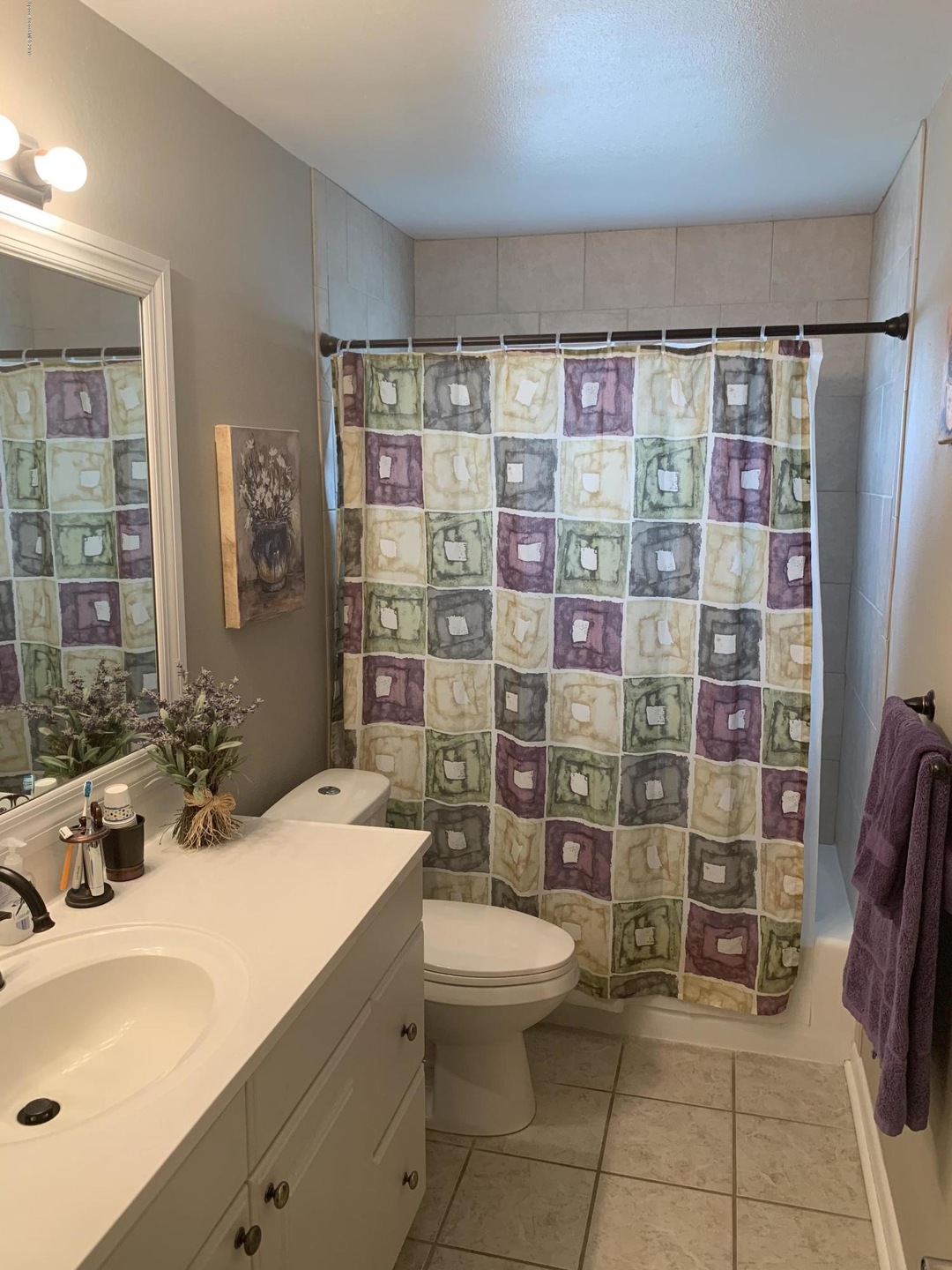 5D250654-46C4-4716-BBA2-FE2DD6264BEE