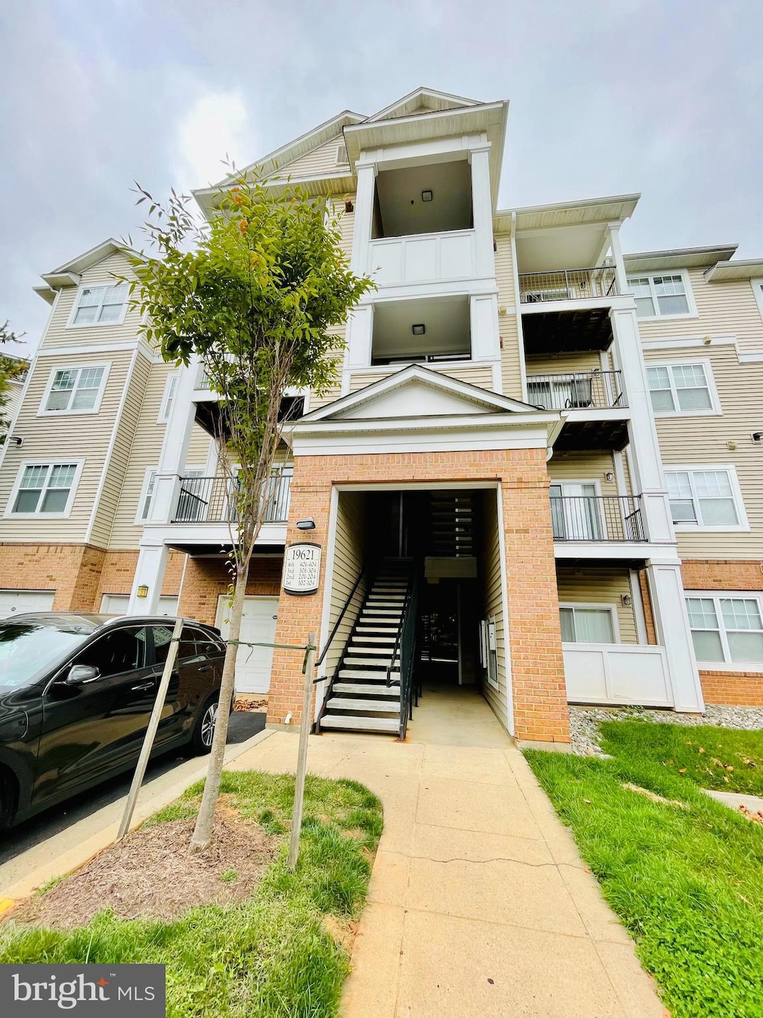 19621 Galway Bay Cir, Germantown, MD 20874 - photo 1