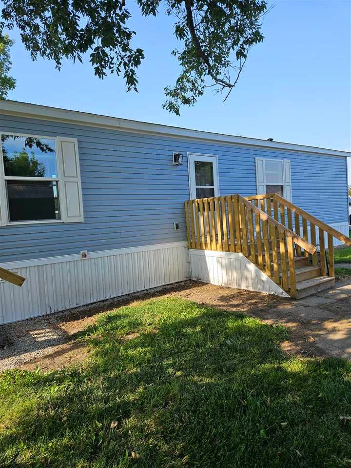 6676 32nd Ave, Shellsburg, IA 52332 - photo 1