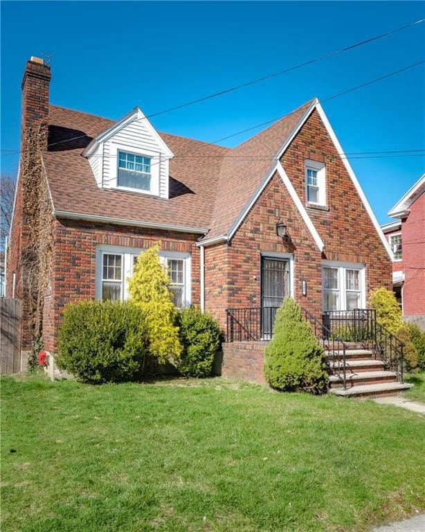 265 W Rowe St, Tamaqua, PA 18252 - photo 1