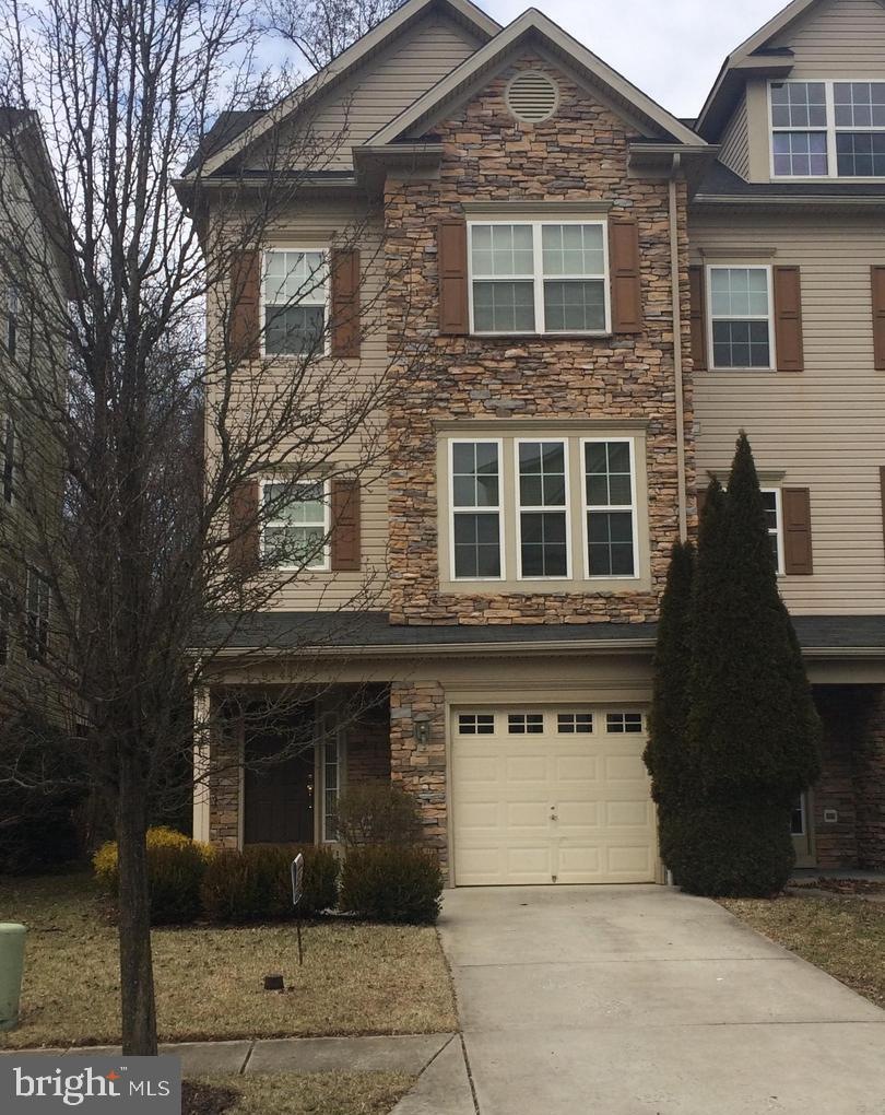 9144 Marlove Oaks Ln, Owings Mills, MD 21117 - photo 1