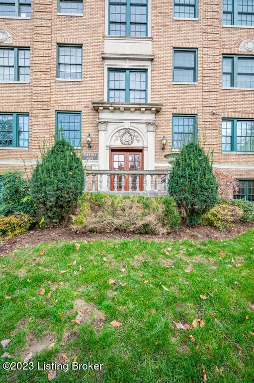 unlisted-address, Louisville, KY 40204 - photo 1