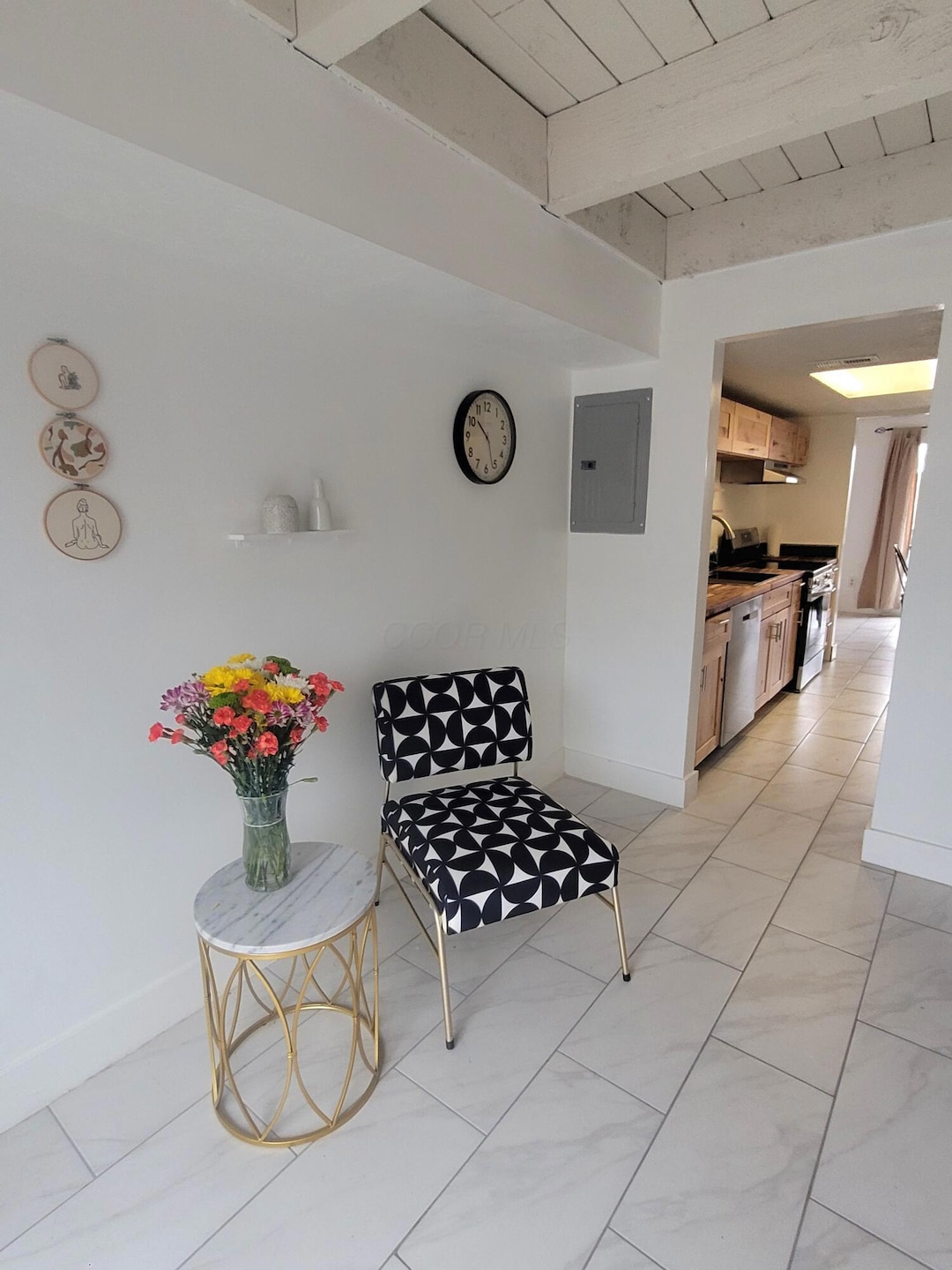 734 Worthington Forest Place unit 734, Columbus, OH 43229 - photo 1