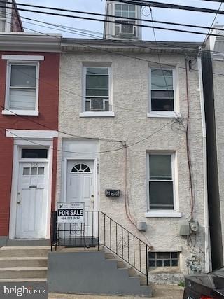 356 E Penn St, Norristown, PA 19401 - photo 1