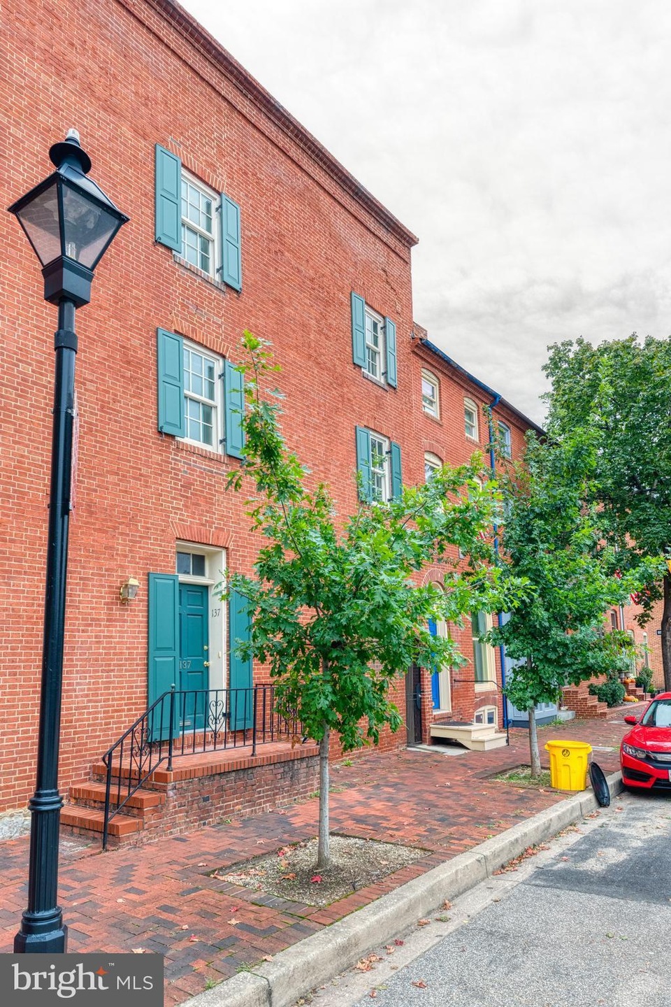 137 W Lee St unit 2, Baltimore, MD 21201 - photo 1