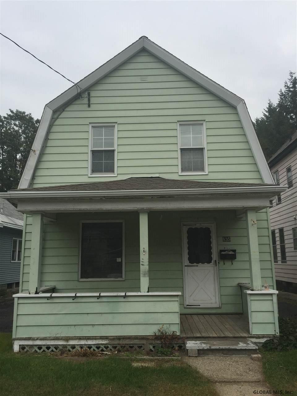 835 Vischer Ave, Schenectady, NY 12306 - photo 1