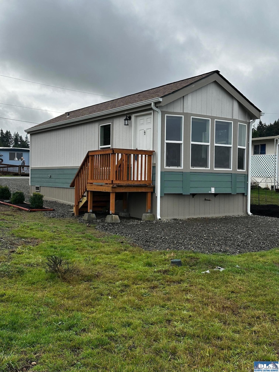 1323 S McDonald St unit 13C, Port Angeles, WA 98363 - photo 1
