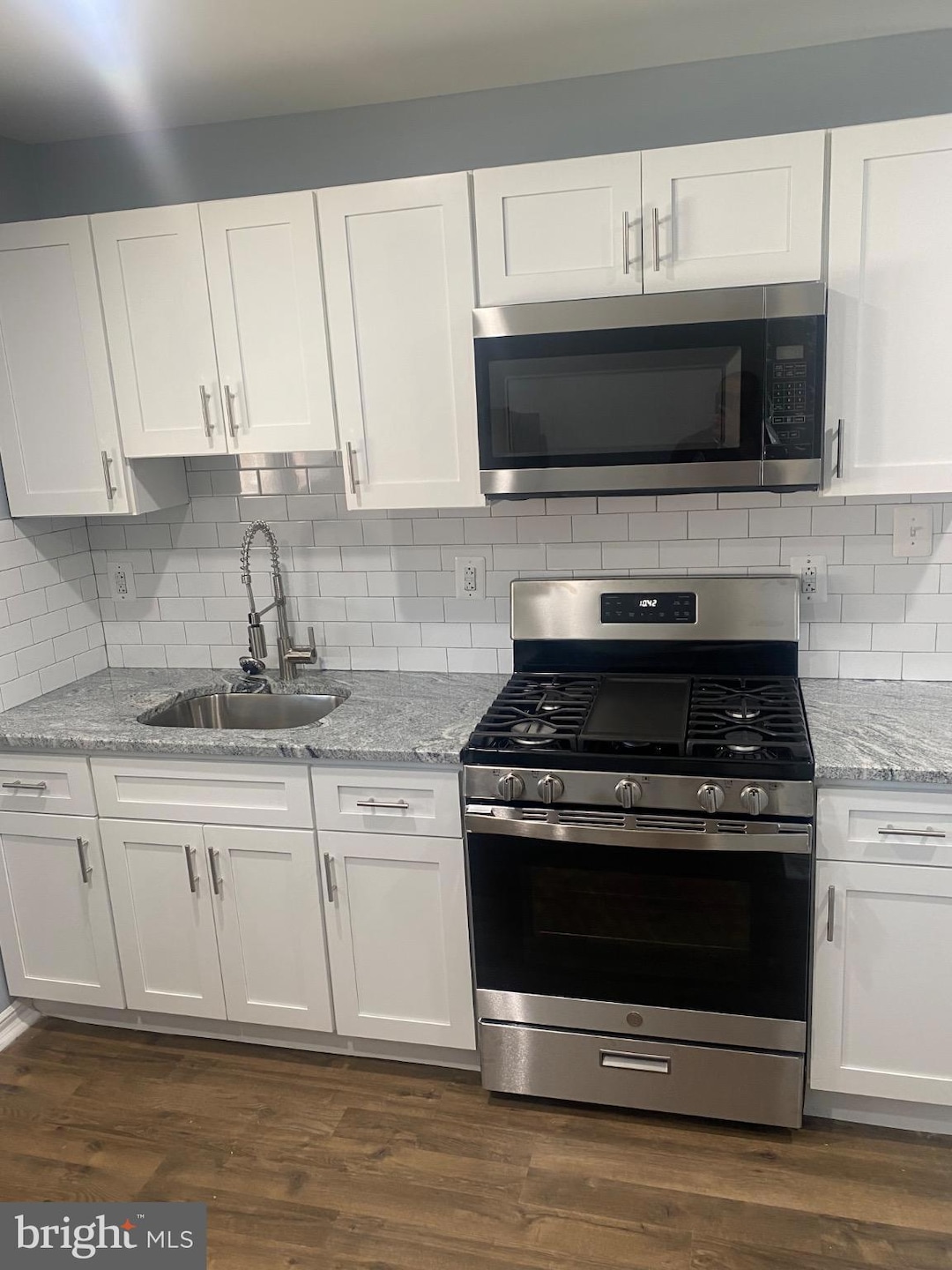 6254 Everett Ave unit 3, Philadelphia, PA 19149 - photo 1