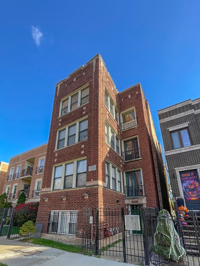 Pending $824,900