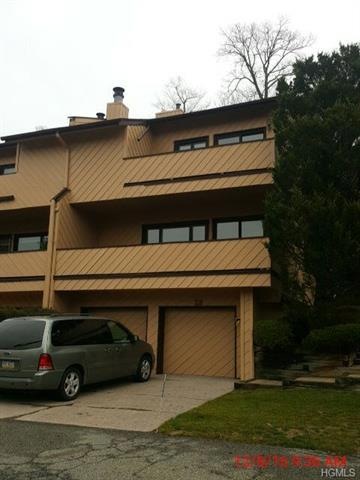 28 Dakota Ct, Suffern, NY 10901 - photo 1