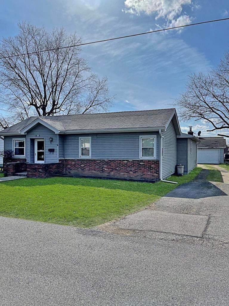 1308 S Prairie St, Frankfort, IN 46041 - photo 1