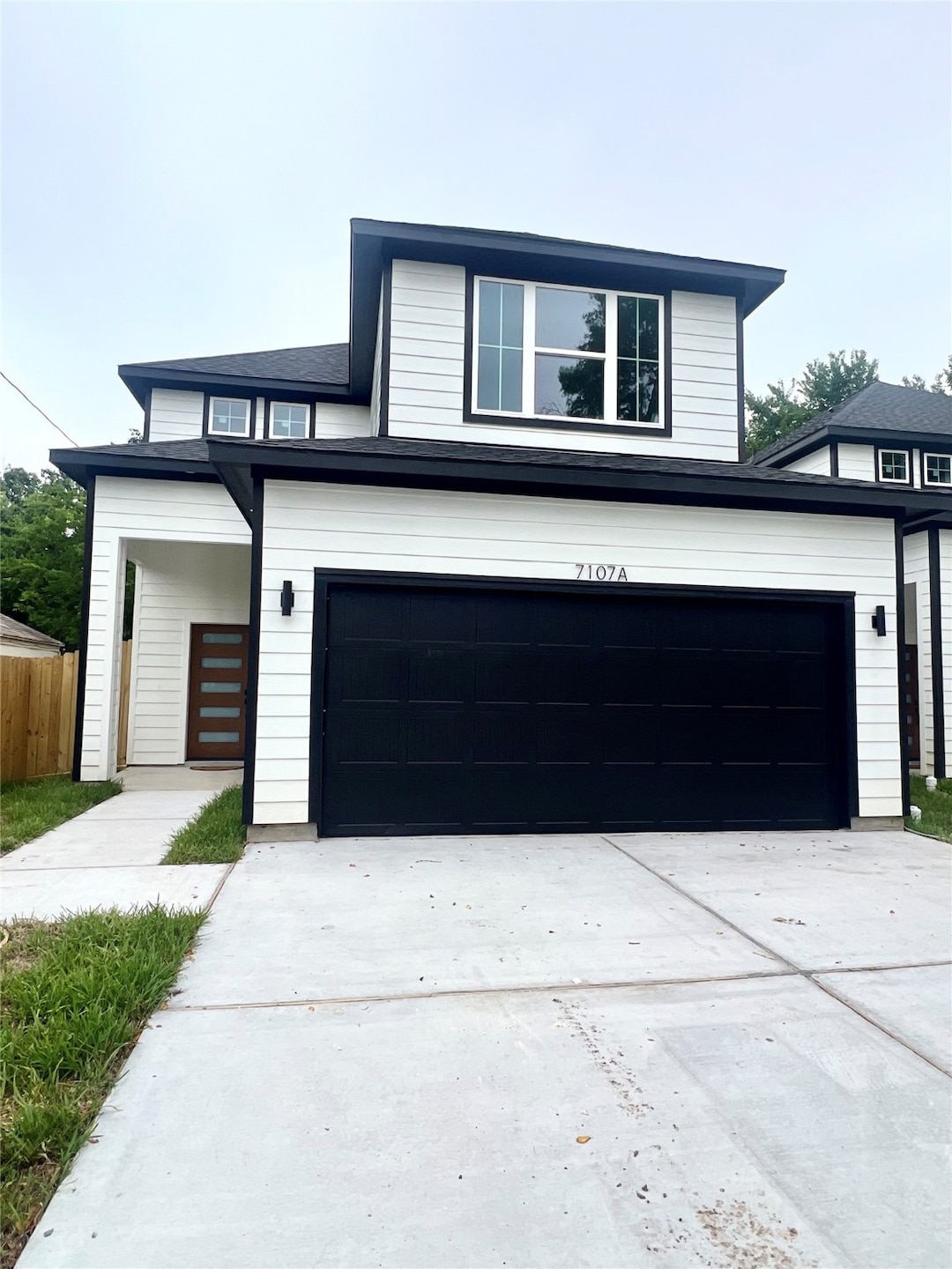 For Sale $379,900 • Co-Listing Agent