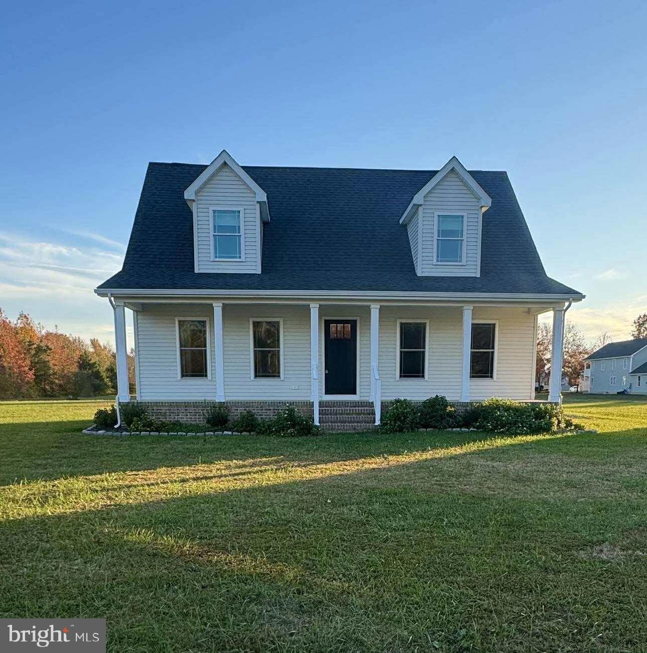 For Sale $325,000 • Co-Listing Agent