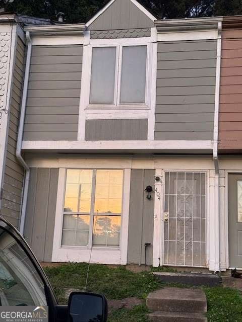 404 Prince of Wales, Stone Mountain, GA 30083 - photo 1