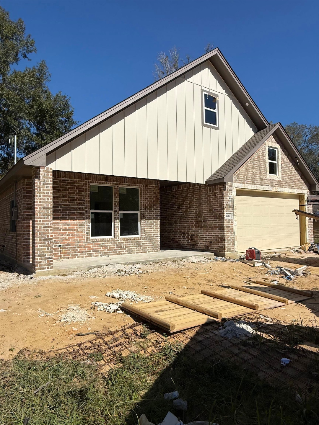 1060 Woodrow St, Silsbee, TX 77656 - photo 1