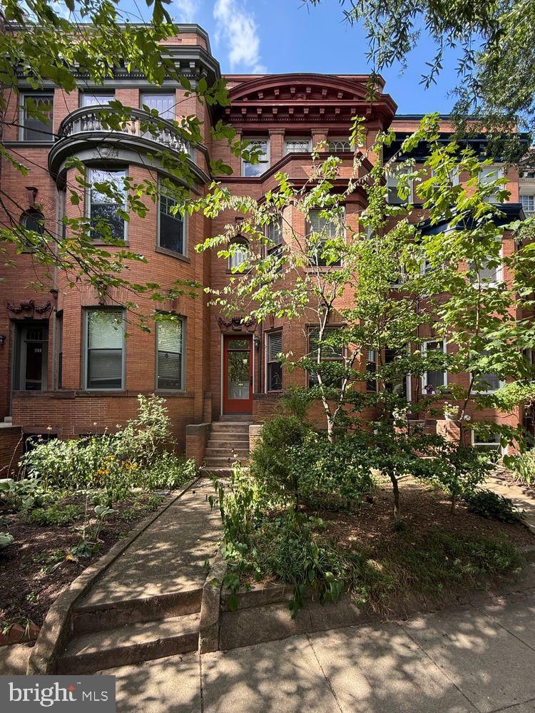 1741 Park Rd NW, Washington, DC 20010 - photo 1
