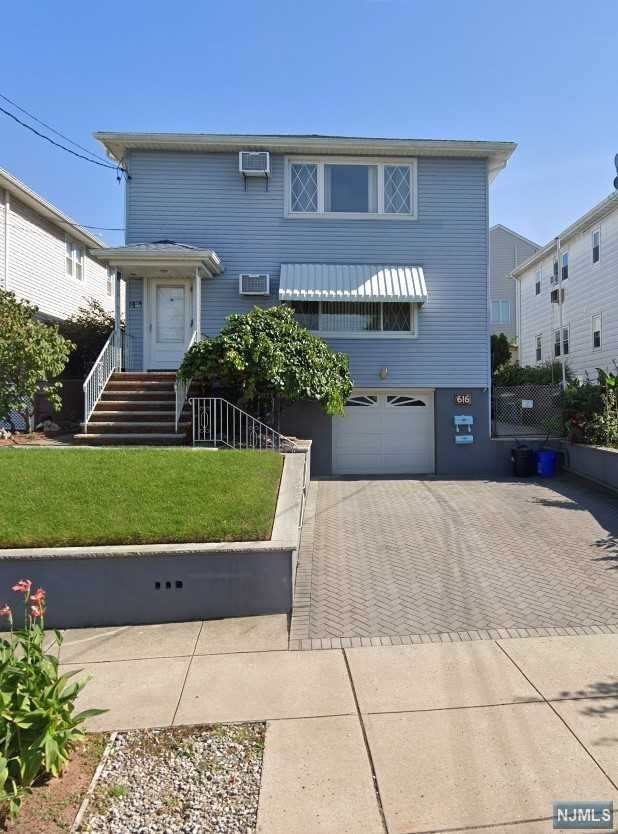 616 Chase Ave, Lyndhurst, NJ 07071 - photo 1