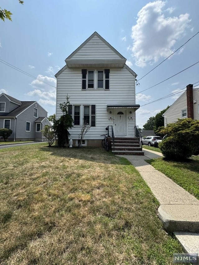 81 W Newell Ave unit 1, Rutherford, NJ 07070 - photo 1