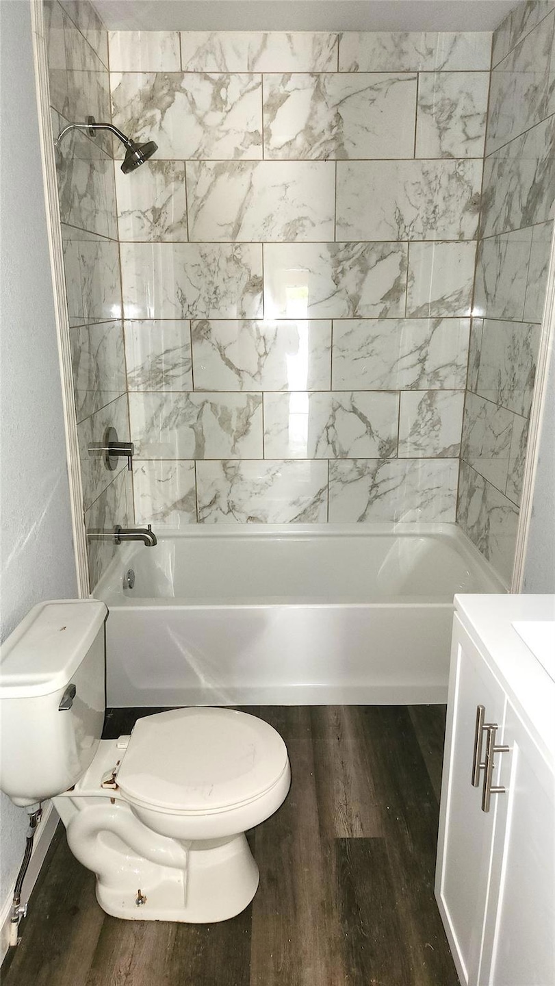 719 N Clements St, Gainesville, TX 76240 - photo 1