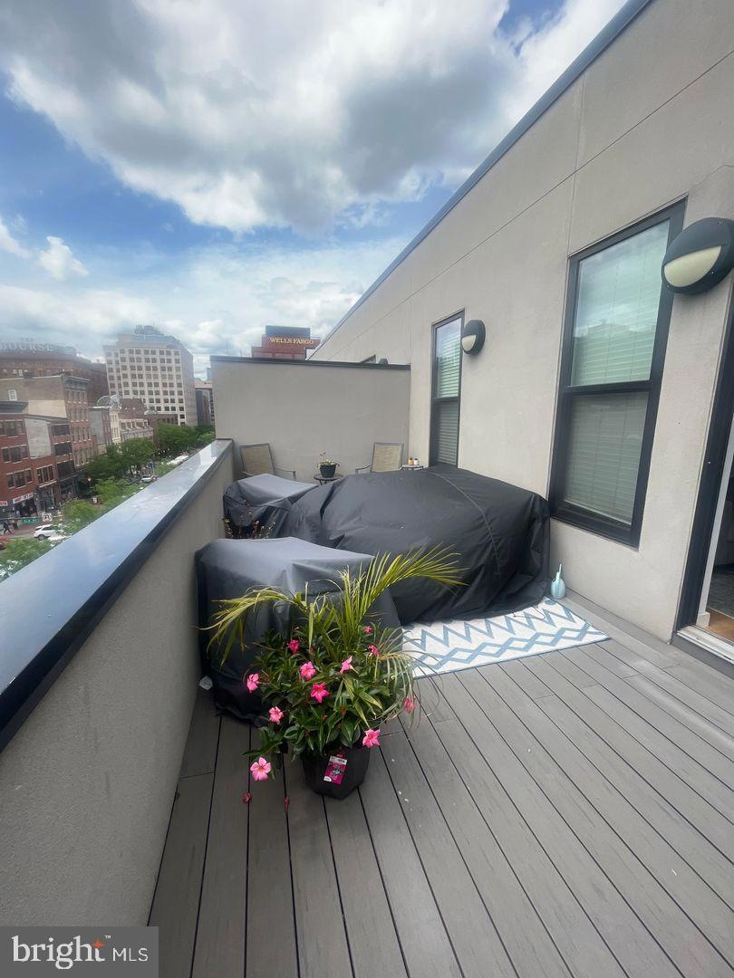 226 Church St unit 507, Philadelphia, PA 19106 - photo 1