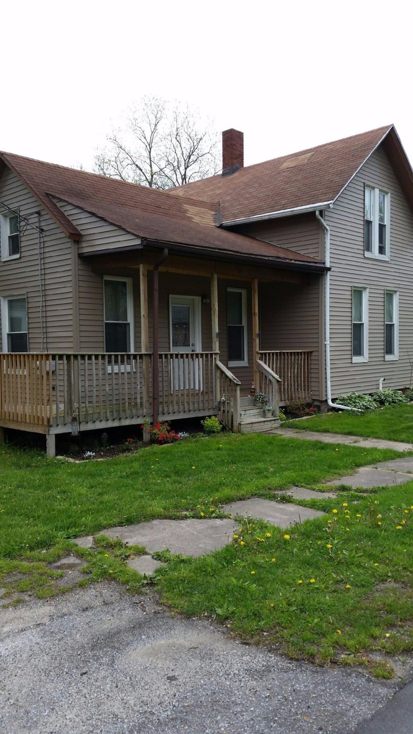 214 Wabash Ave, La Porte, IN 46350 - photo 1