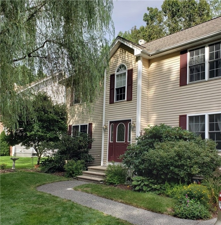 23 Kennedy Ct, Cumberland, RI 02864 - photo 1