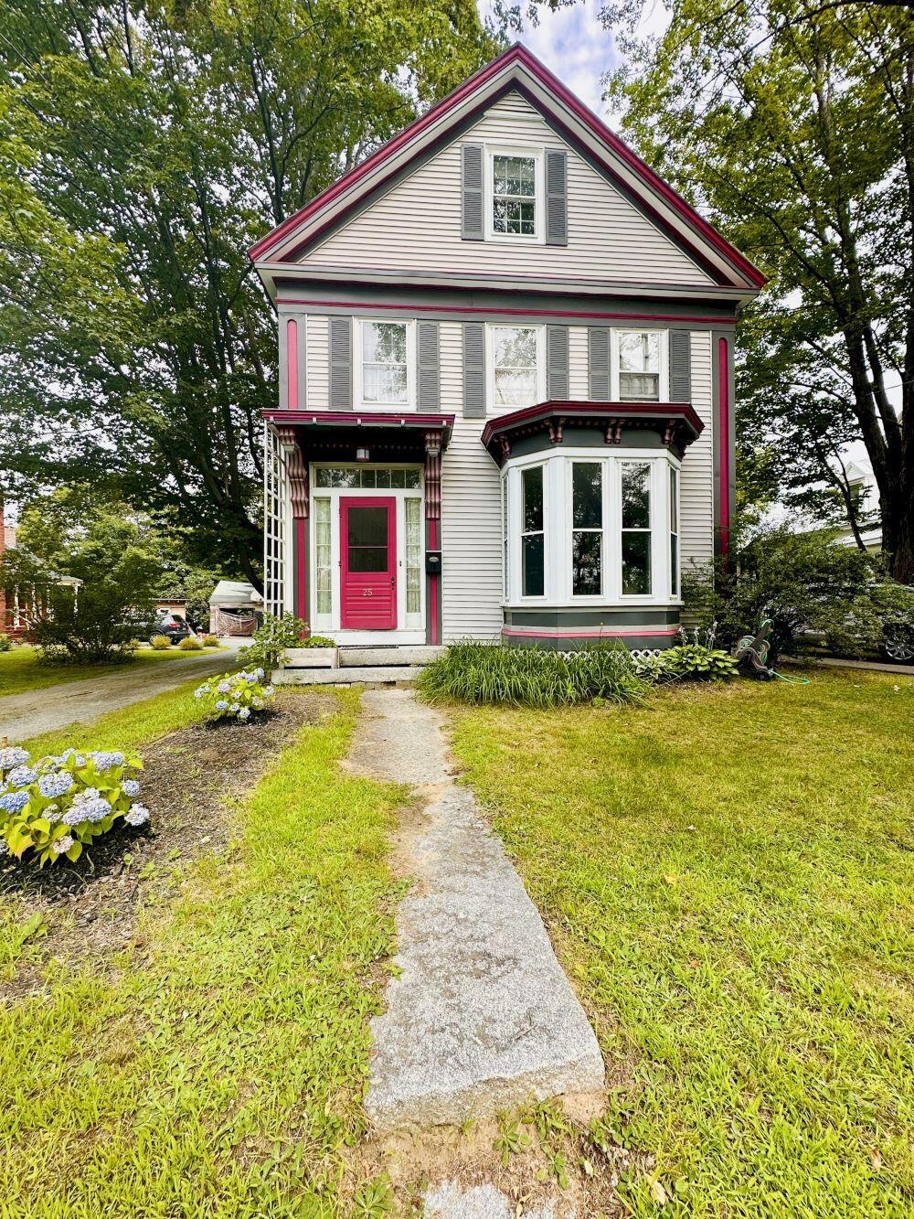 1 Exterior Front view 1