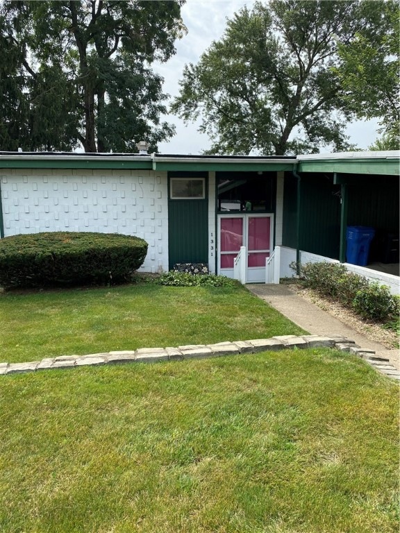 Welcome to 1331 Blue Jay Drive!