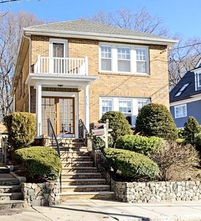 125 Westbourne Terrace unit 1, Brookline, MA 02446 - photo 1