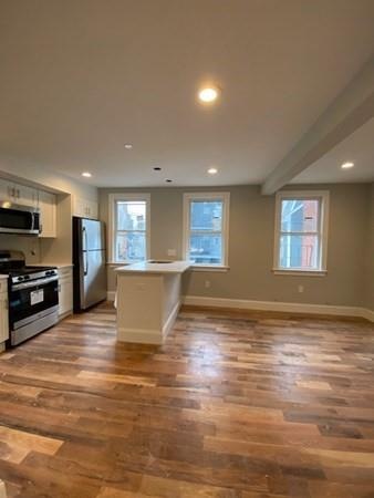 70 W Eagle St unit 2, Boston, MA 02128 - photo 1