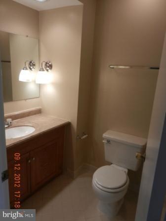 12893B Grays Pointe Rd unit 12893B, Fairfax, VA 22033 - photo 1