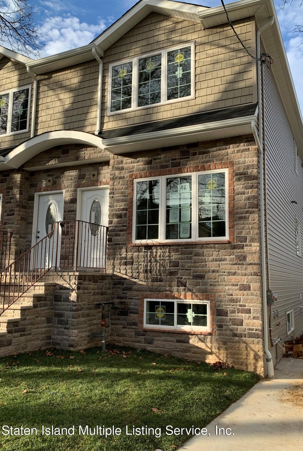 42 Gansevoort Blvd, Staten Island, NY 10314 - photo 1