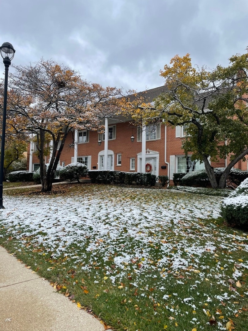 For Rent $2,800/month • Co-Listing Agent