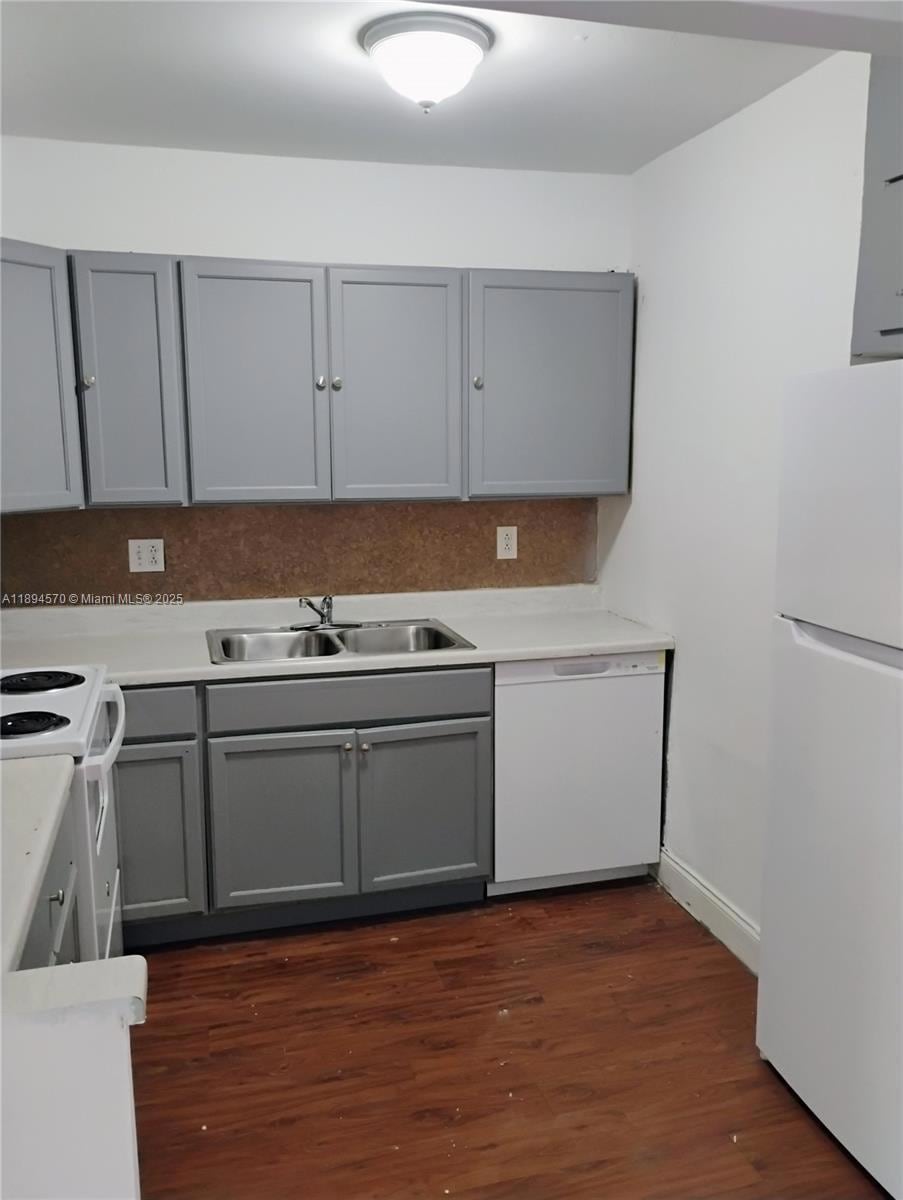 Newport at Lauderhill unit E107, Lauderhill, FL 33313 - photo 1