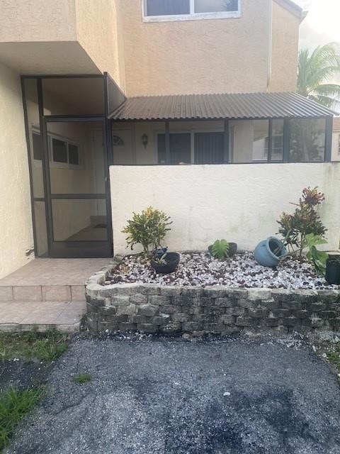871 NW 81st Terrace unit 1, Plantation, FL 33324 - photo 1