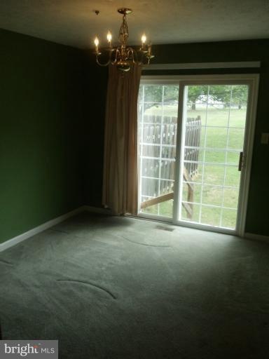 2034 S Anvil Ln, Temple Hills, MD 20748 - photo 1