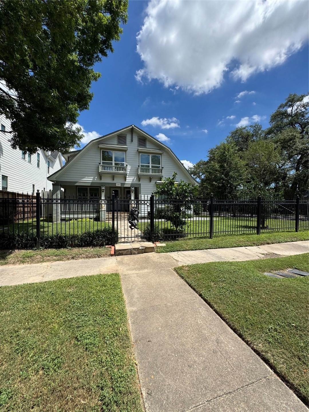 1101 E 7th St unit 3, Houston, TX 77009 - photo 1