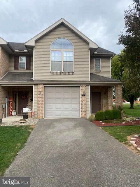 761 Bassett Dr, Chambersburg, PA 17201 - photo 1