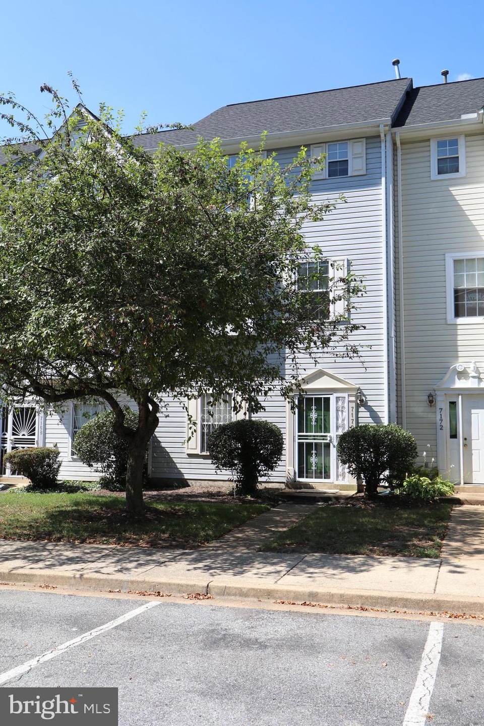 7170 Mahogany Dr, Hyattsville, MD 20785 - photo 1